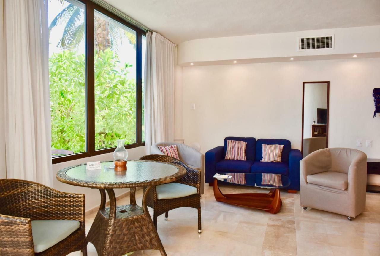 Playa Palms Hotel